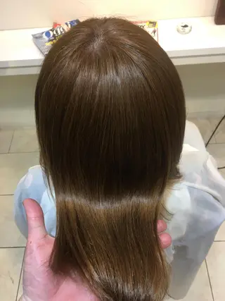 ミディアム カラー セイヤ 艶髪再生師のヘアスタイル