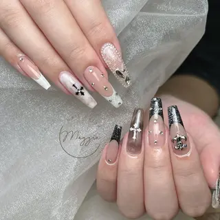 ネイル Maggie Nail🦩のネイルデザイン