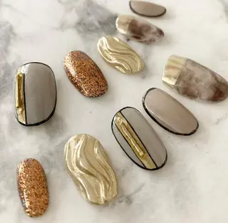 ネイル YUKA （ネイリスト）のネイルデザイン