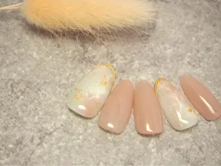 ネイル 鈴木 麻里のネイルデザイン