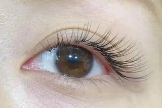 マツエク・マツパ KUSAKAWA 新宿マルイ本館　店長のマツエク・マツパデザイン