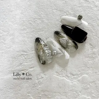 ネイル Lilly Co.のネイルデザイン