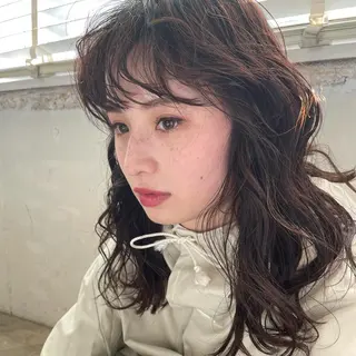 セミロング パーマ iLi所属・iLi 《イリ》のヘアスタイル