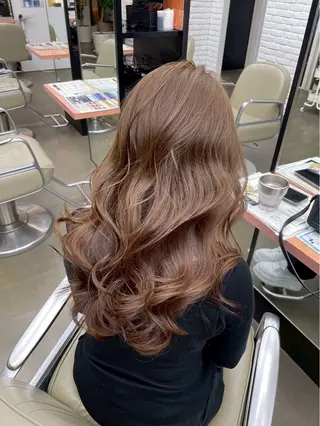 カラー たかしな けいなのヘアスタイル