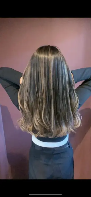 カラー Beyond（kitaro）所属・石井辰功也 フリーランス美容師のヘアスタイル