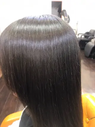 セミロング パーマ 桧山 真のヘアスタイル