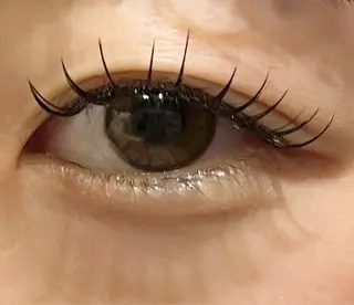 マツエク・マツパ トータルビューティサロン cure所属・鈴木 里奈のマツエク・マツパデザイン