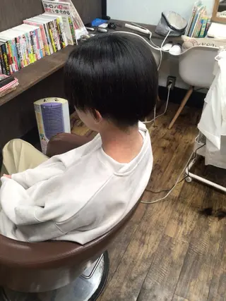 ショート 香川 裕基のヘアスタイル