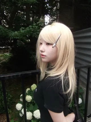 ロング AIRA/ブリーチ ‪/透明感カラーのヘアスタイル