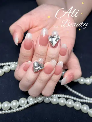 ネイル Ali 新小岩 ネイル専門のネイルデザイン