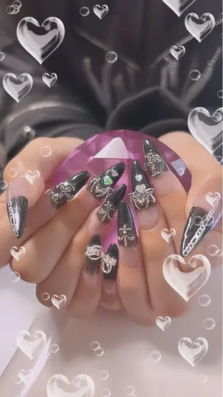 ネイル NailSalona.k.a所属・k CHIORIのネイルデザイン