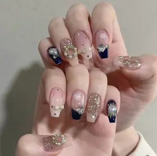 ネイル Lina nail所属・Luna 池袋のネイルデザイン