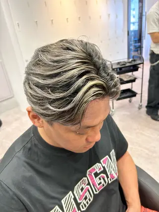 ショート 外国人風カラー職人 レオのヘアスタイル