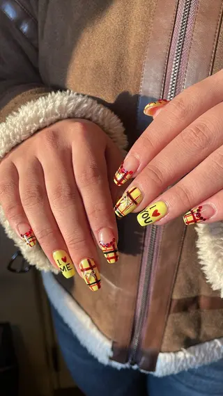 ネイル SAVOYNail 🪞yuinaのネイルデザイン