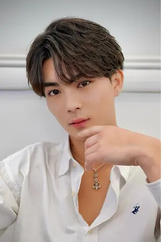 ミディアム パーマ メンズ 江藤 竜広のヘアスタイル