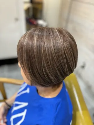 ショート カラー ❄️中野侑香❄️ ハイライト/ブリーチのヘアスタイル