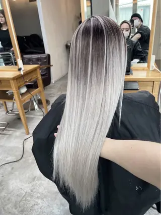 ロング カラー ROBIN所属・指名数No.1 /NAOYAのヘアスタイル