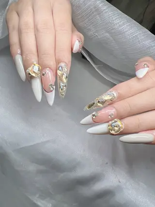 ネイル Lee Nailsのネイルデザイン