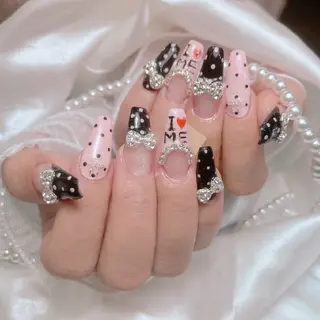 セミロング che'ri nailのネイルデザイン