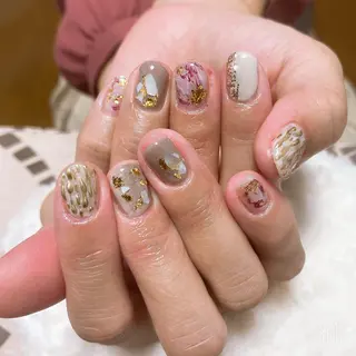 ネイル The Best Beauty受付担当のヘアスタイル