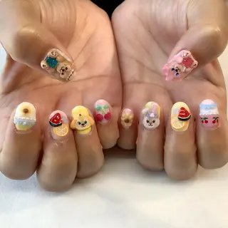 ネイル 💎🐰 saki. m 🐰💎のネイルデザイン