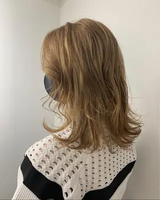 ミディアム LOuNICA/銀座 RYUNOSUKEのヘアスタイル