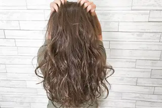 ロング カラー ヘアアレンジ ANBEL所属・ANBEL代表 西尾裕樹のヘアスタイル