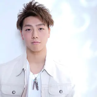 ショート カラー パーマ メンズヘア特化 崎田 成人のヘアスタイル