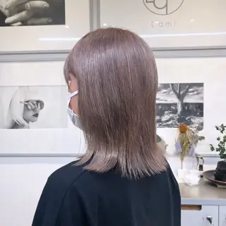 ミディアム カラー カジュアルを女っぽく 𝗮𝘆𝗮𝗰𝗼のヘアスタイル