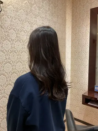 ロング 齋藤 若菜のヘアスタイル