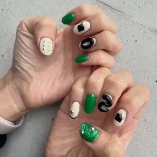 ネイル Yu_me  北堀江店所属・Yu_me 北堀江 chikaのネイルデザイン