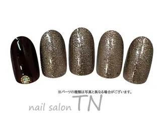 ネイル 矢川 まどかのネイルデザイン