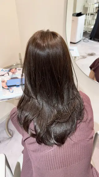 カラー 髙井 麻帆のヘアスタイル