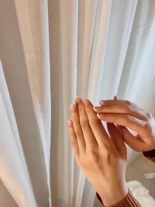 ミディアム ネイル each所属・𝐞𝐚𝐜𝐡 nanami🩰のネイルデザイン