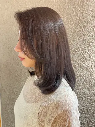 セミロング ハートボックス　四ツ谷所属・Heart box 仲嶺　瑠輝のヘアスタイル