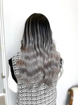 ロング KOSEI シールエクステのヘアスタイル