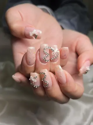 ネイル ビジュード ネイルのネイルデザイン