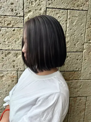 ミディアム 透明感カラー/ レイヤー/箕浦 稜真のヘアスタイル