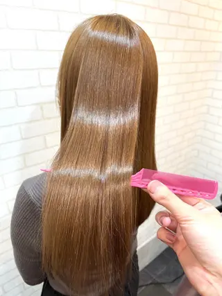 ロング カラー VIE.ORNER 土気🍀小岩井樹のヘアスタイル