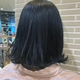 ミディアム 潟上 菜摘のヘアスタイル