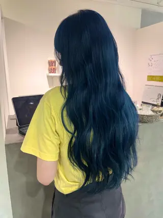 ロング カラー LUANA/千種 さなのヘアスタイル