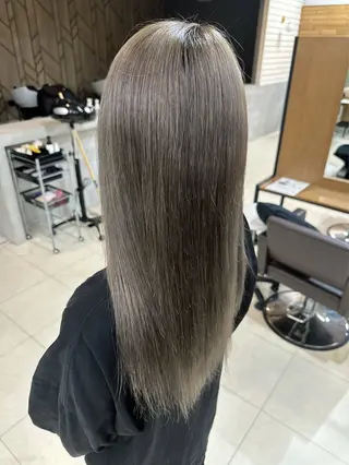 カラー Rinoshores SARINA💎のヘアスタイル