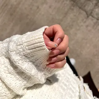 セミロング each所属・𝐞𝐚𝐜𝐡 nanami🩰のネイルデザイン