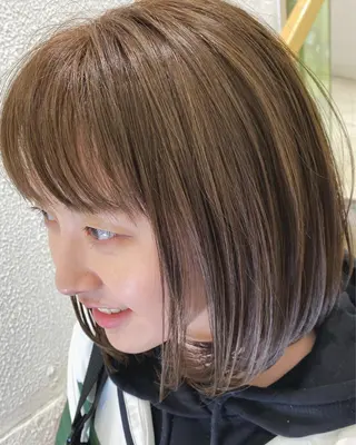 ショート カラー ウエモト　タク ショート/レイヤーのヘアスタイル