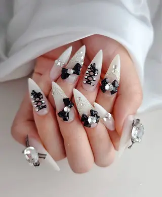 ネイル Lina nail所属・Lunaa 池袋のネイルデザイン