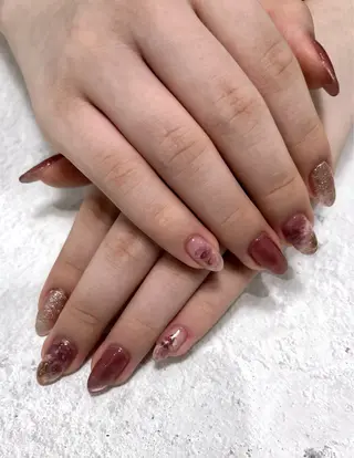 ネイル ERFOLG　GINZA横浜駅店所属・ERFOLG横浜店 石橋しのぶのネイルデザイン