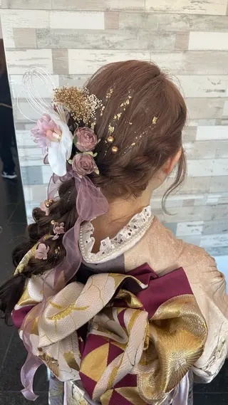 ヘアアレンジ ✨🦄韓国風レイヤ ー🦄✨林あかりの眉毛・アイブロウイメージ