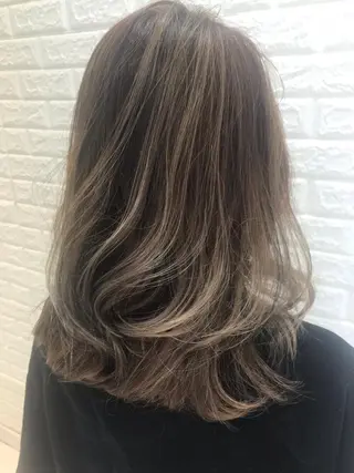 ミディアム カラー ナガイ ユウキのヘアスタイル