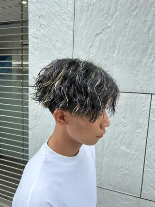 ショート カラー パーマ メンズ キッズ パーマ支持率No.1 ❤️‍🔥安成弾のヘアスタイル