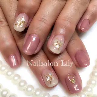 ネイル Nailsalon Lilyのネイルデザイン